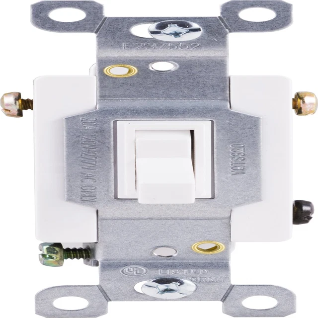 GE Ultrapro Heavy-Duty Grounding 3-Way Toggle Switch - 42161