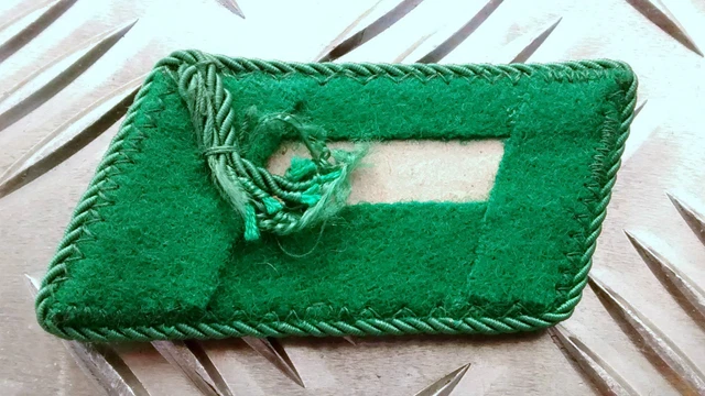 GENUINE EAST GERMAN Forces Collar Tabs Green With Green Border DDR NVA ...
