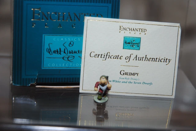 WDCC / WALT Disney Classic Collection Enchanted Places Grumpy Dwarf ...
