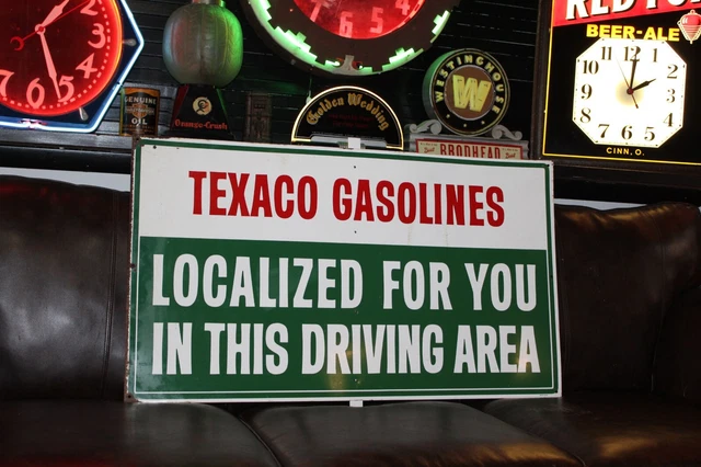 RARE 1950s TEXACO GASOLINE DRIVING AREA PAINTED METAL SIGN GAS GARAGE TEXAS FORD