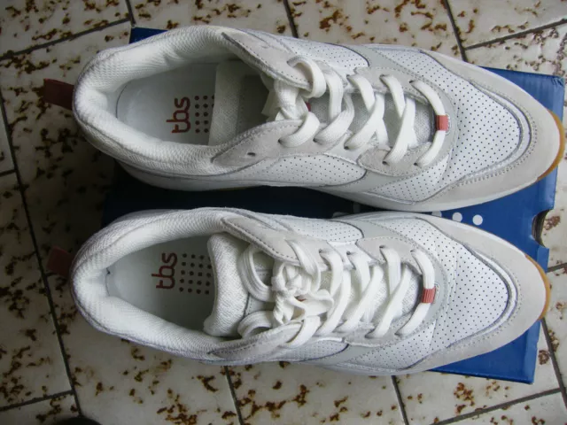 baskets femme TBS taille 41 neuves blanches  modèle Adeline