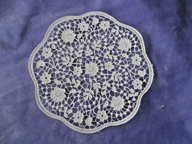 4 VTG 5" INCH Off WHITE ROUND DELICATE Ivory PAPER LACE DOILY CRAFT FLORAL