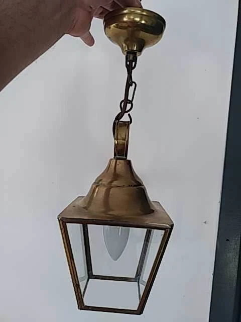 ANCIENNE PAIRE DE Lanterne a pétrole, laiton et verre gravé EUR 39,90