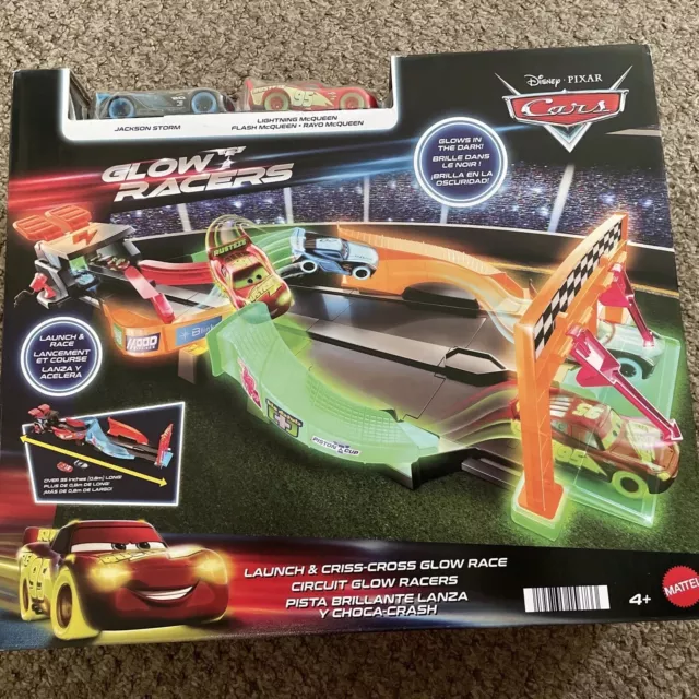 Circuit Carrera GO!!! Disney Pixar Cars Neon Nights