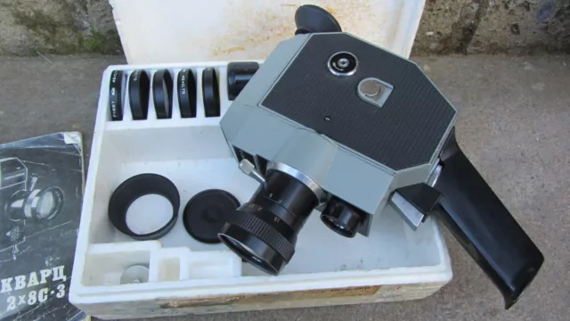 Cinepresa Russa Quarz-2X8C Con Acessori Funzionante