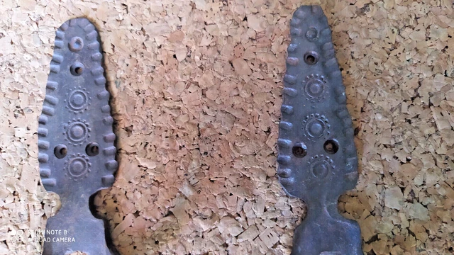Old Primitive Cast Iron Hangers Coat Hat Hooks, Vintage Iron Towel Hooks, Rustic 4