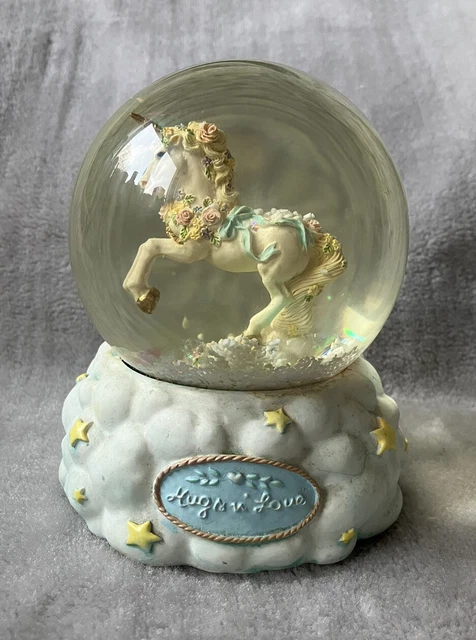Globo da neve musicale Hathaway International Unicorn Hugs Love ""Its A Small World