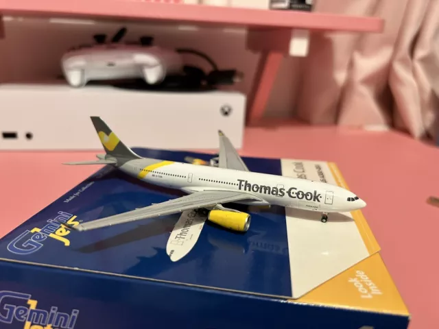 Gemini Jets Thomas Cook Rare Airbus A330-200 Model Airplane 1:400 READ 3