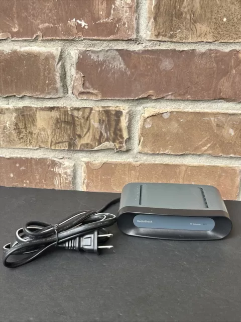 RadioShack 15-2526 Powered RF Modulator Video A/V Converter Box 120V AC 60Hz