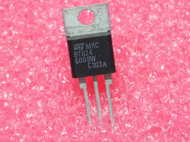 BTB 24-600 BW ~ ST BTB24-600BW ~ 50mA snubberless logil level 25A 600V triac