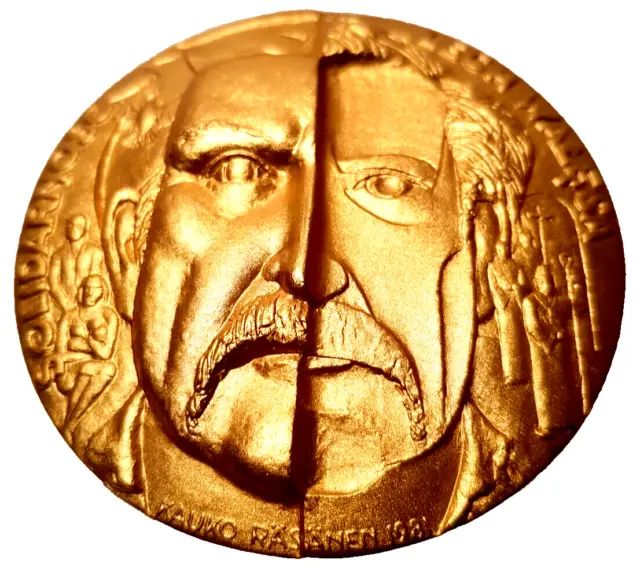 Kunst Medaille von Kauko Räsänen "Lech Walesa " aus 1981  - vergoldete Bronze -
