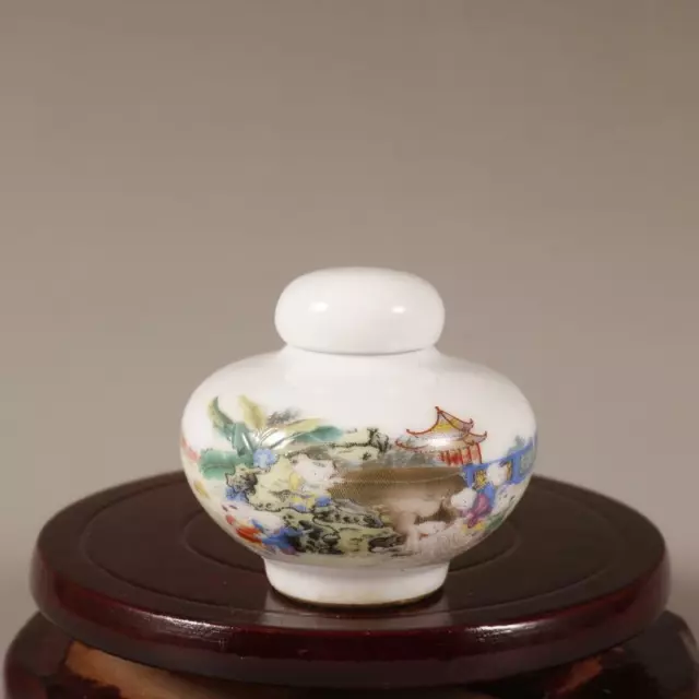 Chinese Jingdezhen Famille Rose Porcelain Kids Pattern Snuff Bottle 2.0" 司马光砸缸