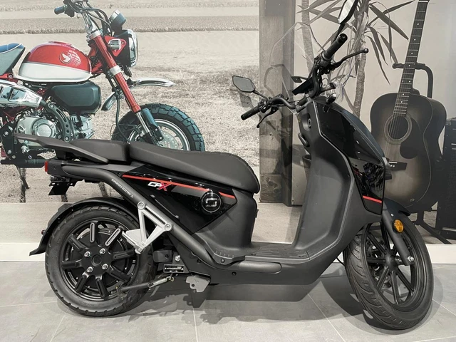 View of SUPER SOCO CPX Dual Battery Electric Scooter £4,495.00 - PicClick UK