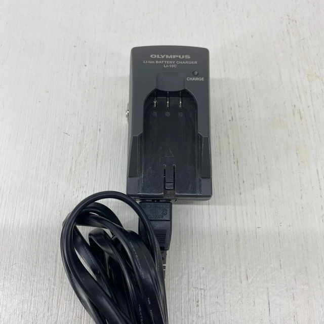 GENUINE OLYMPUS LIION Battery Charger Dock Cradle LI10C For LI10B