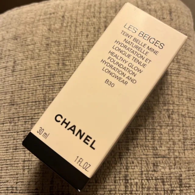 Chanel Les Beiges Healthy Glow Foundation Schirm B30 brandneu in Verpackung