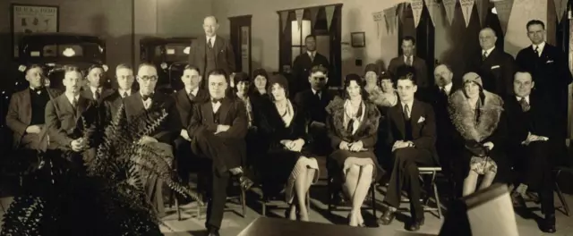 S15, 528-13, 1930, Cabinet Card, A Group in a Buick Showroom, Buick World Series 2