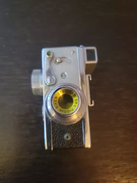 Cámara subminiatura vintage Riken Steky IIIb