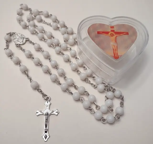 NEW! Rosary Necklace WHITE Beads Silver Tone Crucifix CRUCIFIXION OF JESUS Case