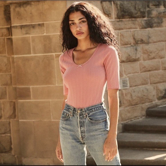 Doen Jacqueline Tee in Bon Bon Pink