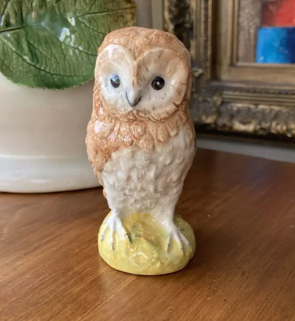 BESWICK Small Porcelain Hand Painted BARN OWL No. 10 Made in England