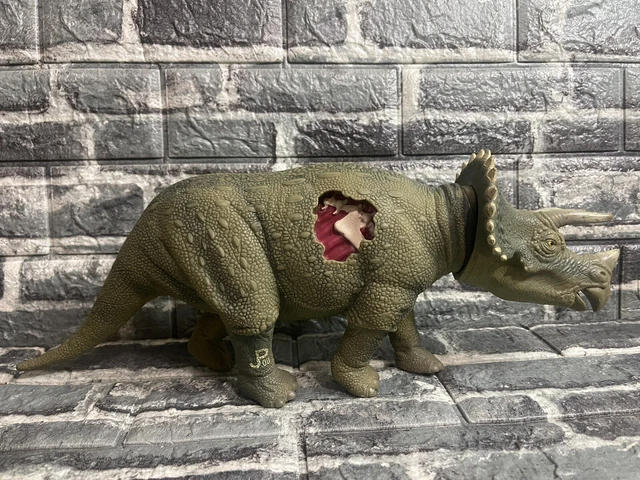1993 Kenner Jurassic Park Dino Damage Wound Triceratops Figure JP.08 Good Cond.