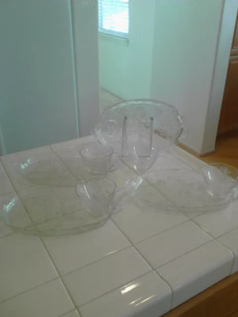 Vintage Anchor Hocking Grape & Leaves Clear Glass Snack Set