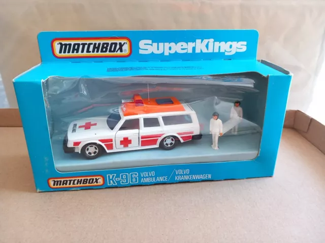 Vintage Matchbox Superkings K-96 Volvo Ambulance - Verpackt