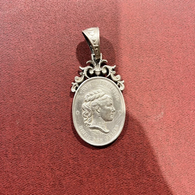 Médaille argent Noce D’argent De Marie Henriette Et Léopold II