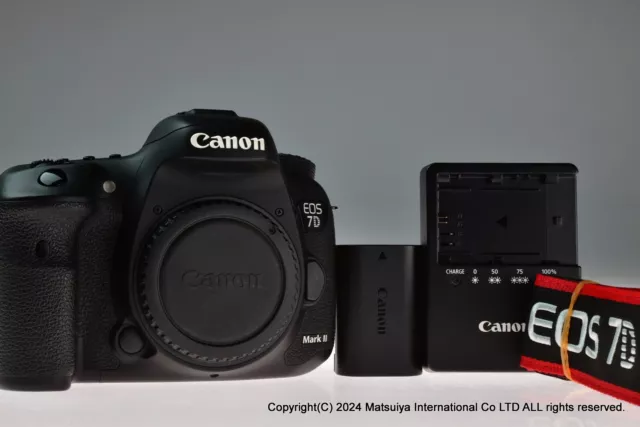 Canon EOS 7D Mark II 20.2MP Digital Camera Body Shutter Count 32138 Excellent