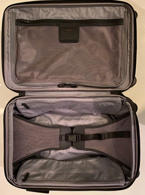 Tumi LEATHER International Expandable 4 Wheeled Carry-On - Alpha 2 - Black 3