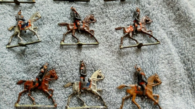 Lot De Soldats En étain Anciens - Bataille De Marengo - Jouets Vintage