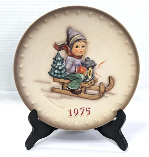 Goebel 1975 MJ Hummel 5th Annual Plate Vintage Hand Painted West Germany Hum 268