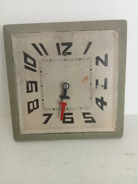 Très Rare, Ancienne Pendule Mécanique Avec Chaîne Et "Croix De Lorraine"