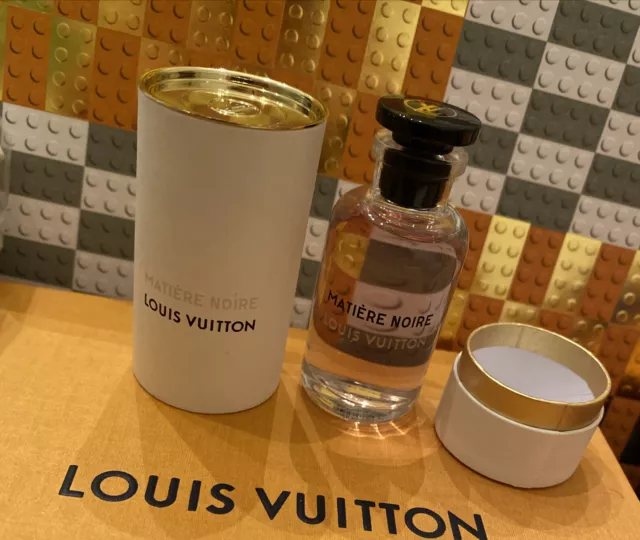 Louis Vuitton on X: Floral notes. Transport #LVParfums with care thanks to  #LouisVuitton's Fragrance Travel Cases. Find a selection of #LVGifts at    / X