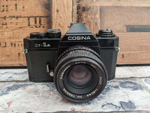 Cosina CT-1A 35 mm fotocamera pellicola con obiettivo Cosinon - non testata