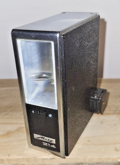 Metz Mecablitz 214 Camera Flash Shoe Mount Vintage Retro Good Condition