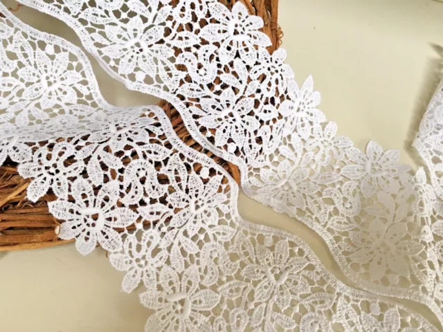 White Guipure Lace Trim Stunning Flower Edge Design 75mm Width Sewing or Crafts