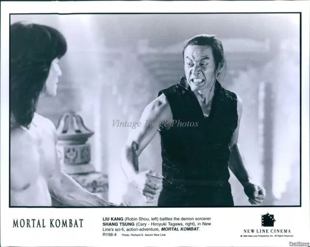 1995 Robin Shou Cary-Hiroyuki Tagawa Face-Off In Mortal Kombat Movies Photo 8X10
