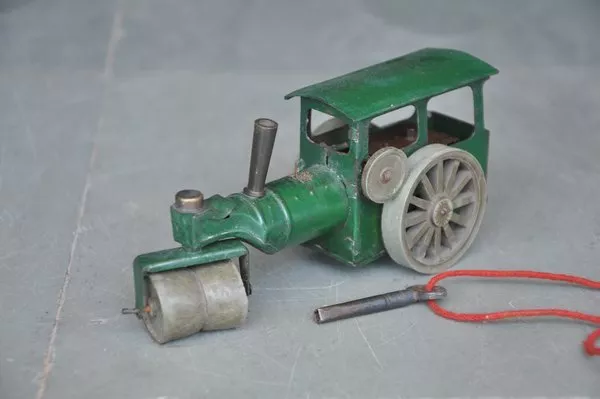 Vintage Minic Toys Litho Tin Road Roller Wind Up Toy , England