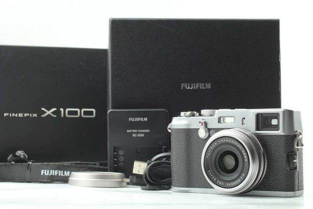[MINT in Box!!] FUJIFILM FinePix X100 Silver 12.3MP Digital Camera From JAPAN