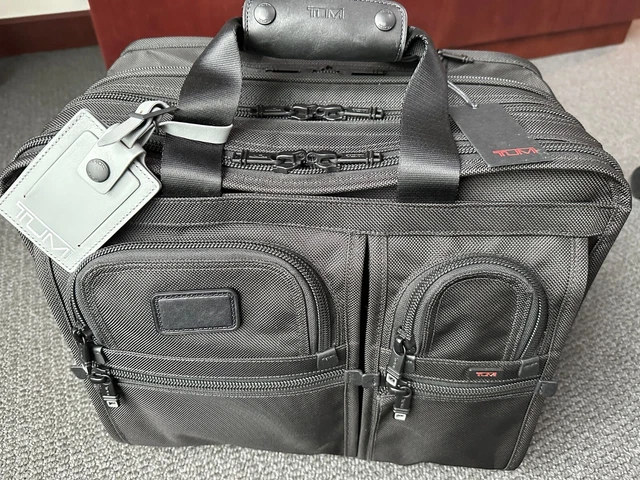 NWT- TUMI Alpha Wheeled Deluxe Brief w/Computer Insert 26104DH - FREE SHIPPING