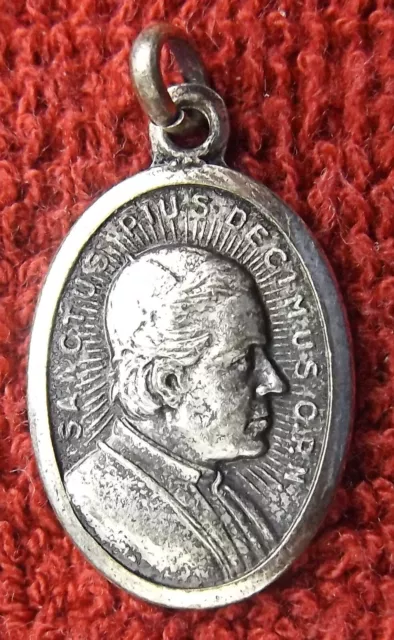 Vintage Sanctus Pius Decimus Pope Saint Pius X  Catholic Medal Medallion