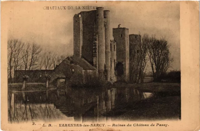 CPA AK Chateaux de la Nievre - VARENNES-les-NARCY - Ruines du Chateau (456798)