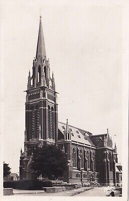 Carte postale ancienne postcard ESTAIRES 13 l'église timbrée 1956