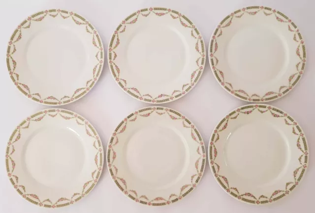 Six assiettes a dessert en porcelaine de Limoges (Rref 16622)