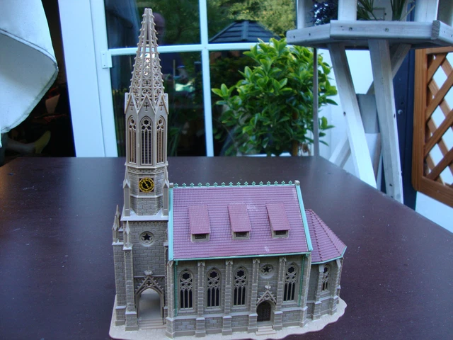 Catedral de Stuttgart-Berg, Epoca I, Escala N. Marca Vollmer, Ref: 47760 Catedral de Stuttgart-Berg, Epoca I, Escala N. Marca Vollmer, Ref: 47760