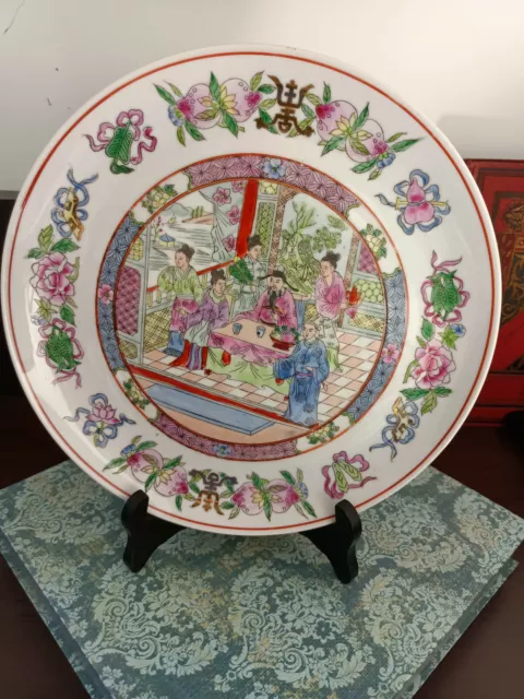 Assiette Japon en porcelaine, ancienne, décor main, diam 26 cm ,signé au dos.