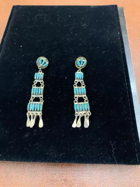 OLD PAWN STERLING SILVER NEEDLEPOINT Blue TURQUOISE Pierced EARRINGS Zuni