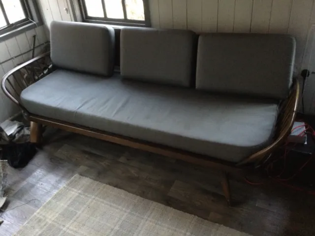 ERCOL 1960s STUDIO COUCH DAY BED +Cushions 12 Months Old