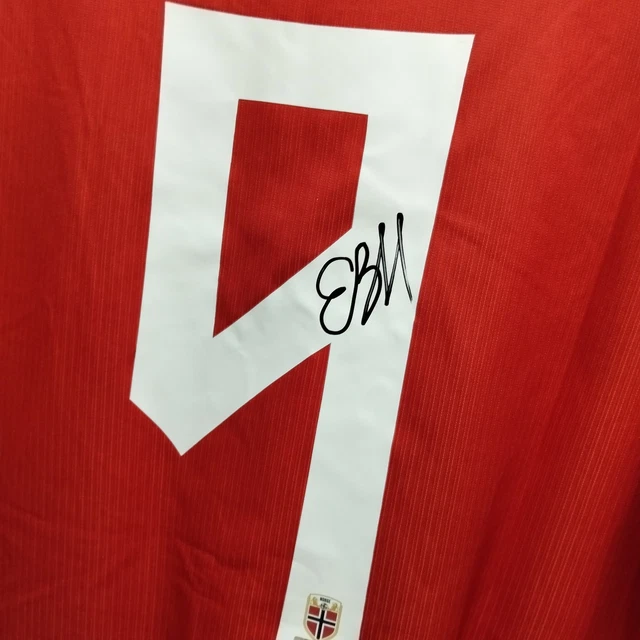 ERLING HAALAND FIRM La Camiseta De Noruega Del Mundial De 2026 Con COA erling-haaland-firm-la-camiseta-de-noruega-del-mundial-de-2026-con-coa